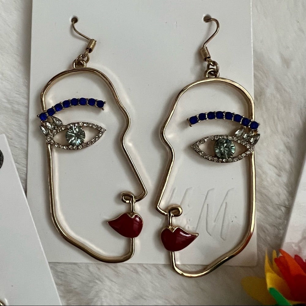 Assorted brand new earrings bundle